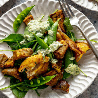 Chicken salad with coriander sauce