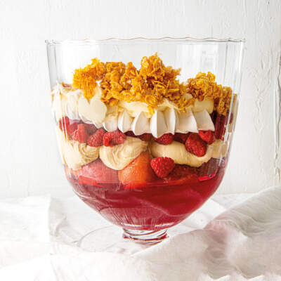 Nectarine trifle