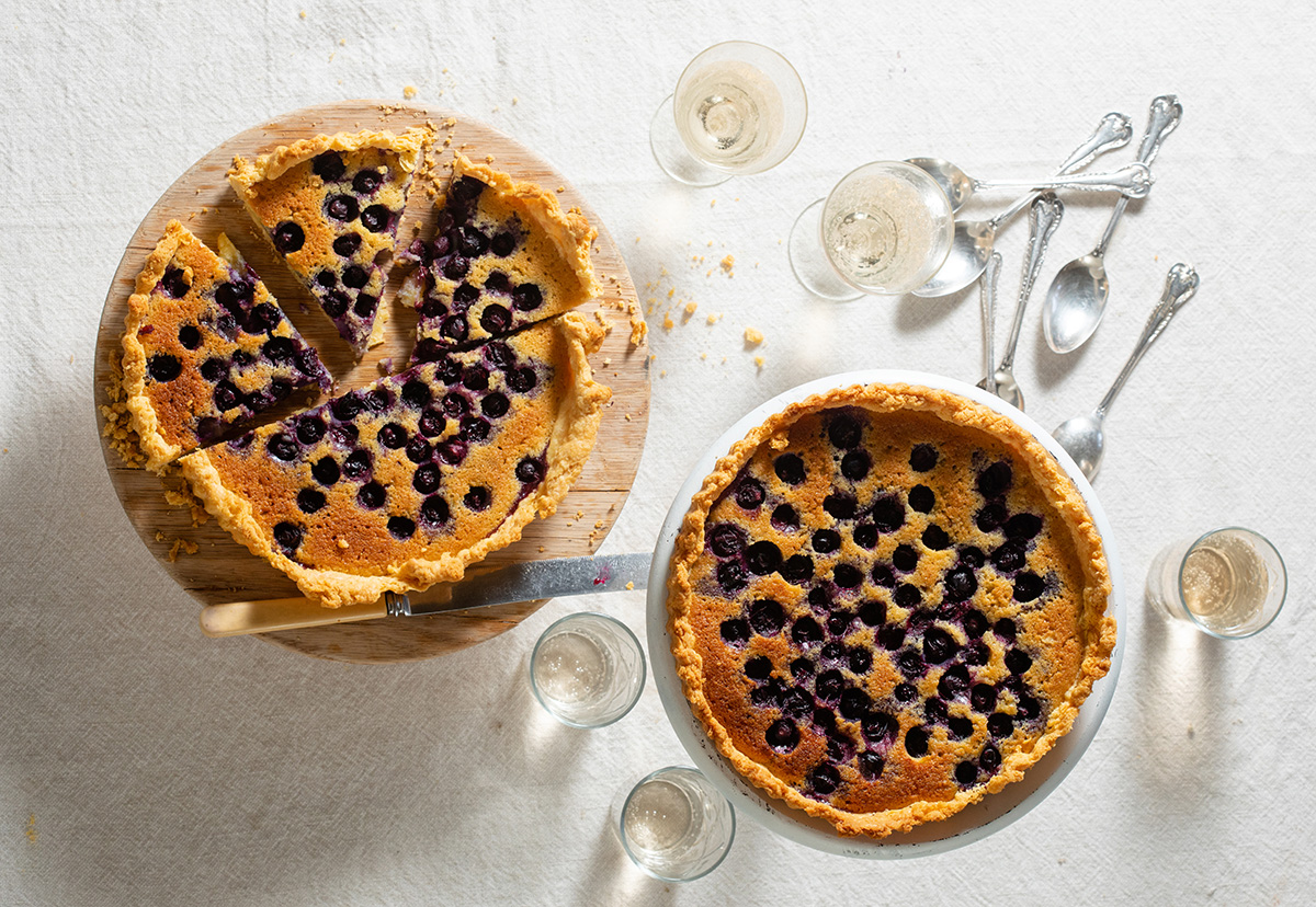 Blueberry frangipane