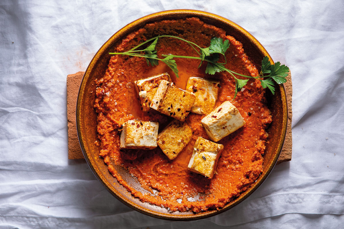 5-MINUTE ROMESCO SAUCE WITH PAN-FRIED TOFU