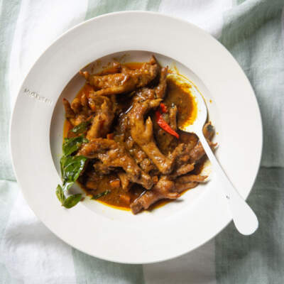 Chicken feet curry