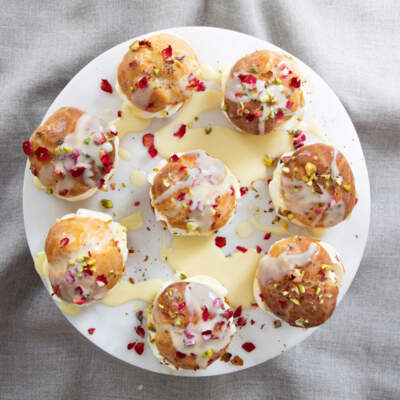 Rose-and-pistachio éclairs