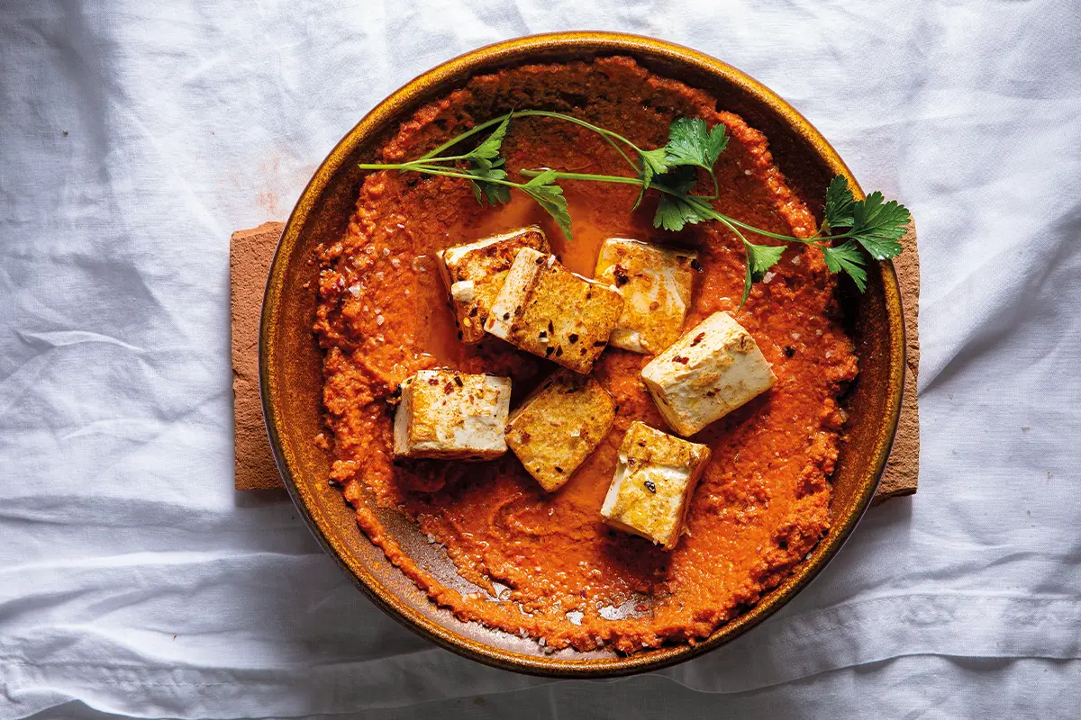 Tofu with 5-minute Romesco sauce