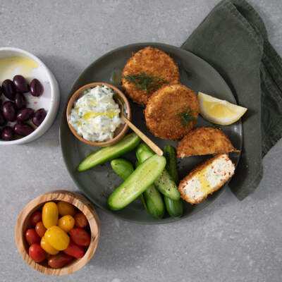 Fried sundried tomato feta mezze platter