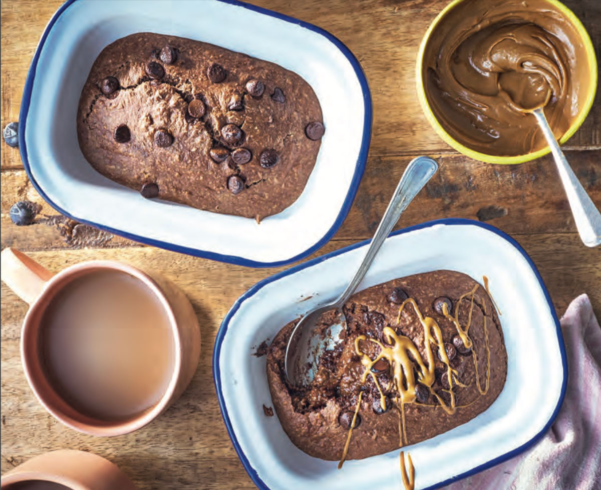 Air-fryer baked chocolate chip protein oats