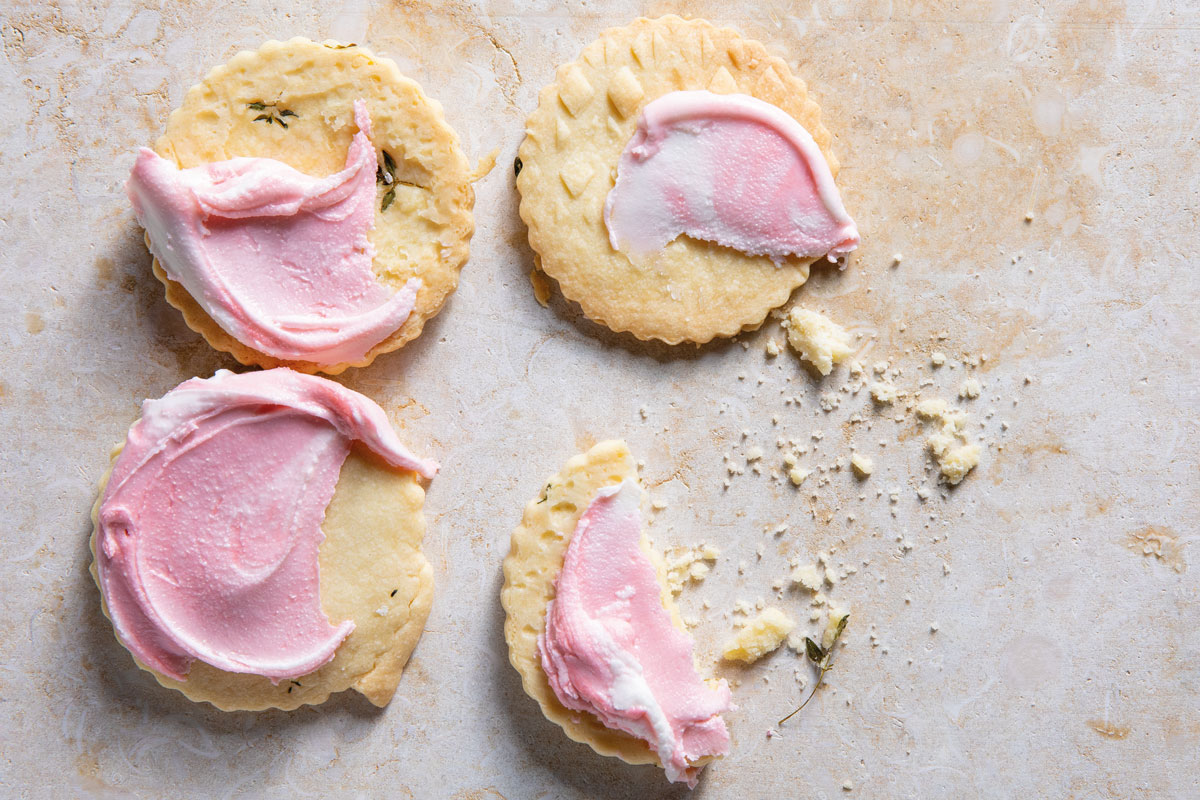 Cardamom-and-thyme shortbread