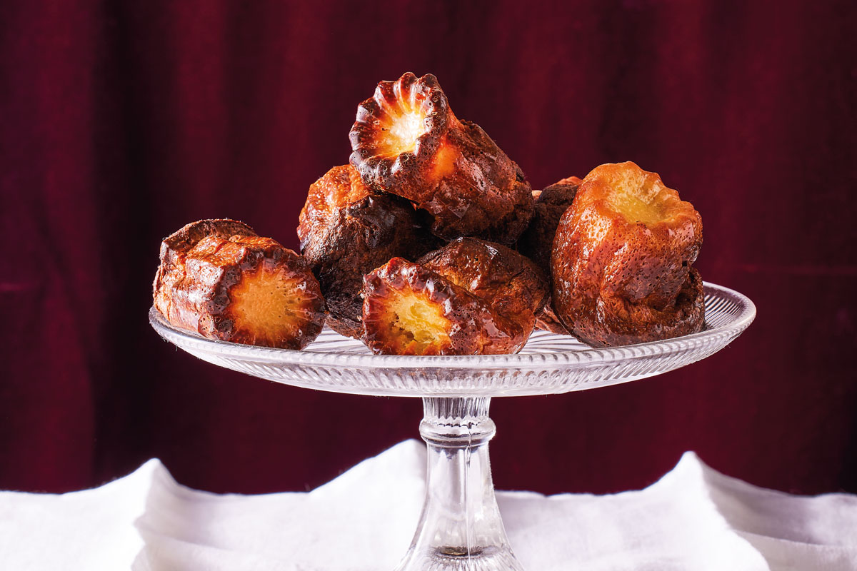 Spiced canelé