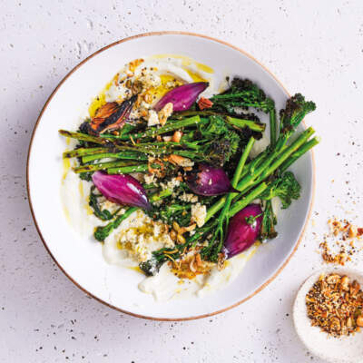Tenderstem broccoli with blue cheese dressing