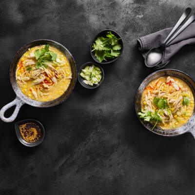 Asian-style chicken-and-corn soup