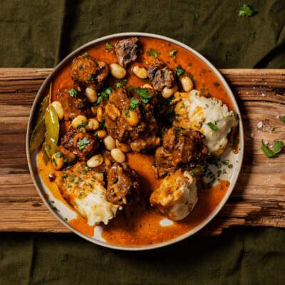 Oxtail dombolo pie
