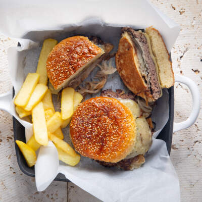 Onion smash burgers