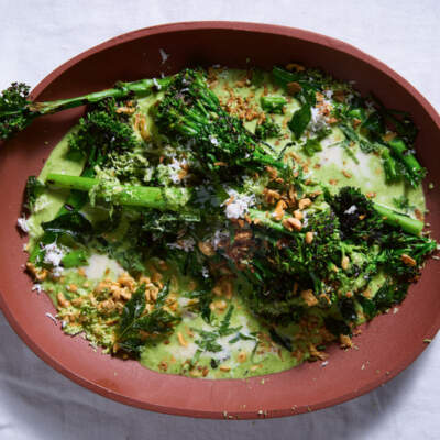 Broccoli with coconut-coriander sauce