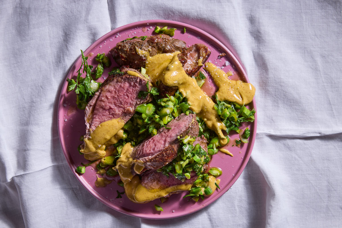 Garlicky deboned lamb