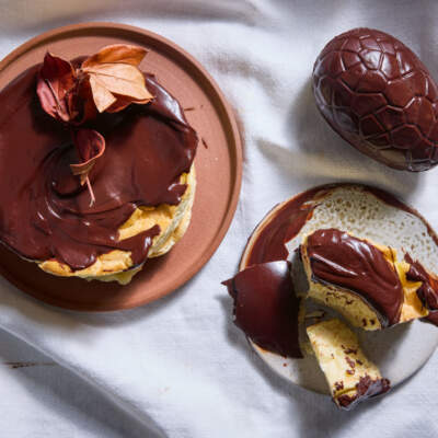 Giant éclair